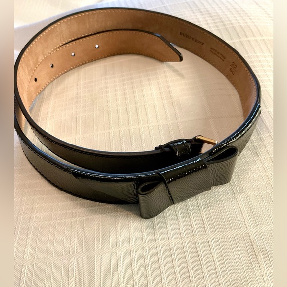 Burberry Black Leather Bow Belt size 32